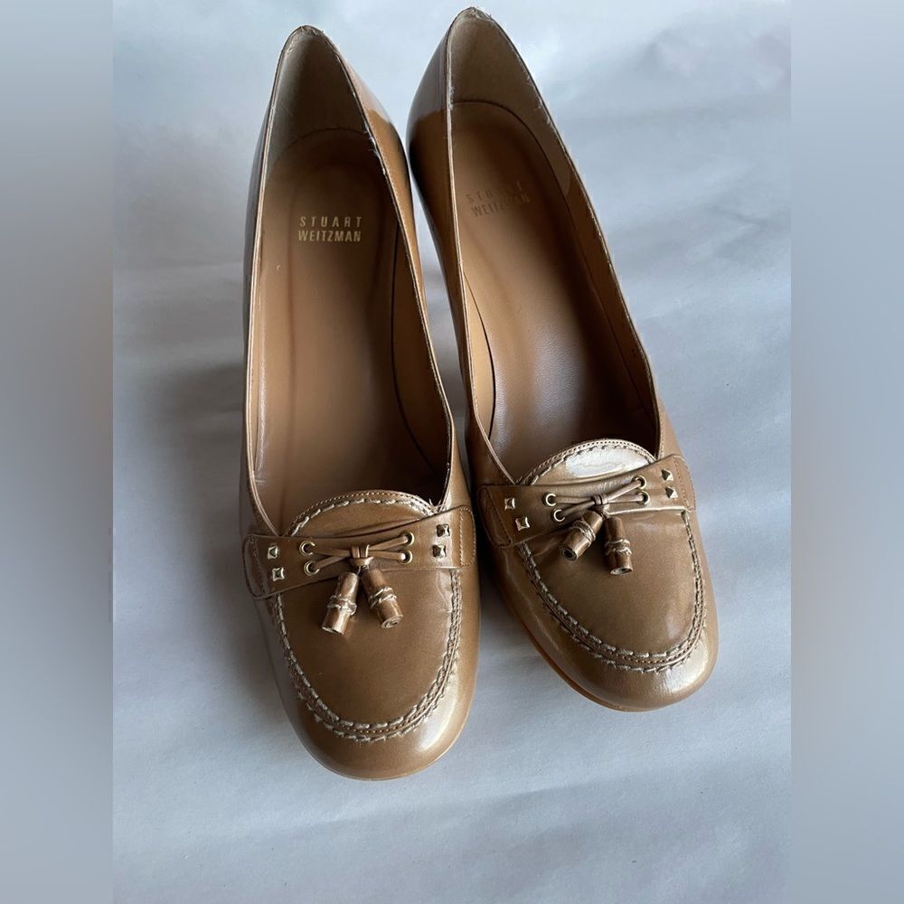 Stuart Weitzman Tan Patent Leather Pumps Size 8